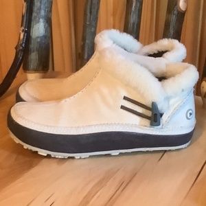 Merrell Spirit Tibet Low New Natural Boots Size 6.5 With Box